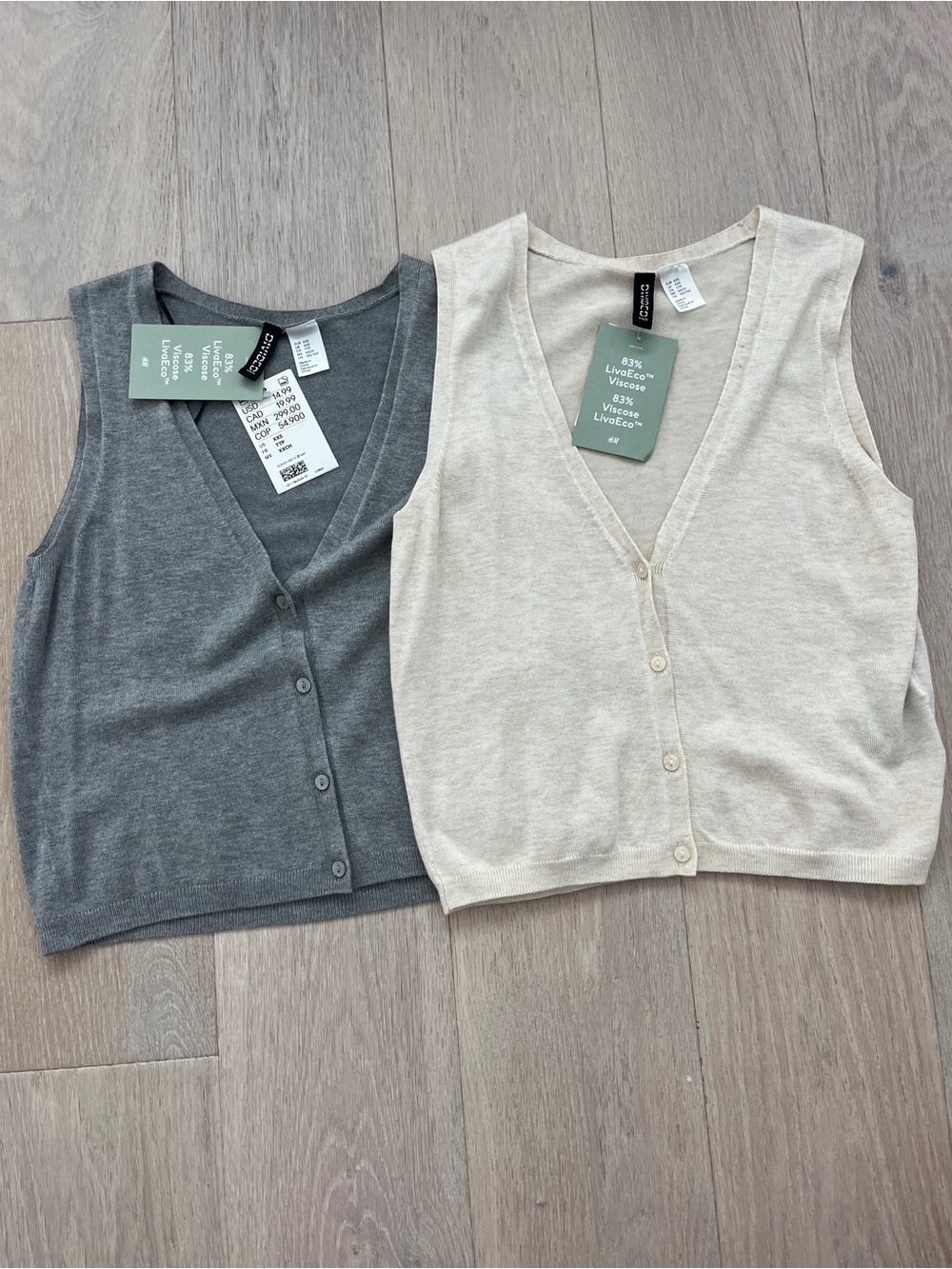 H&M Divided Light Cream & Grey Knit V-Neck Vest Tank NWT